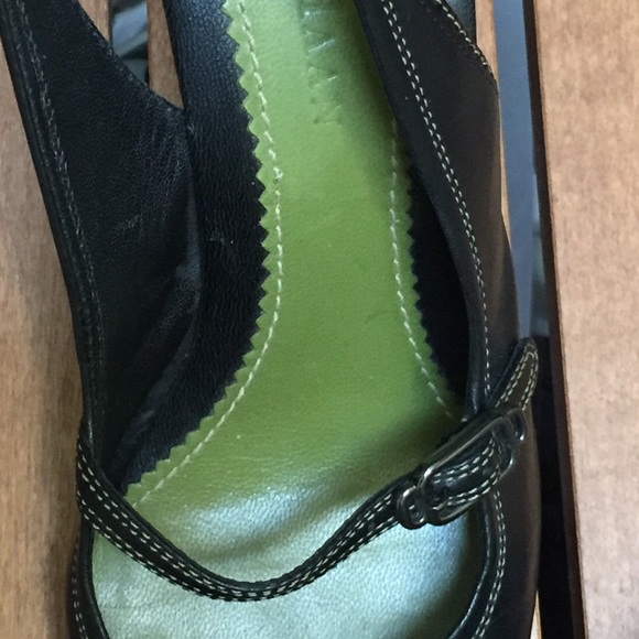 Shoes - Picture 2 of 8